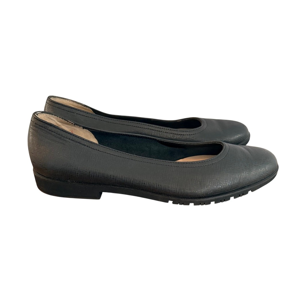 Salvatore Ferragamo Boutique Shoes Womens 9 2A Black Textured Leather Flats